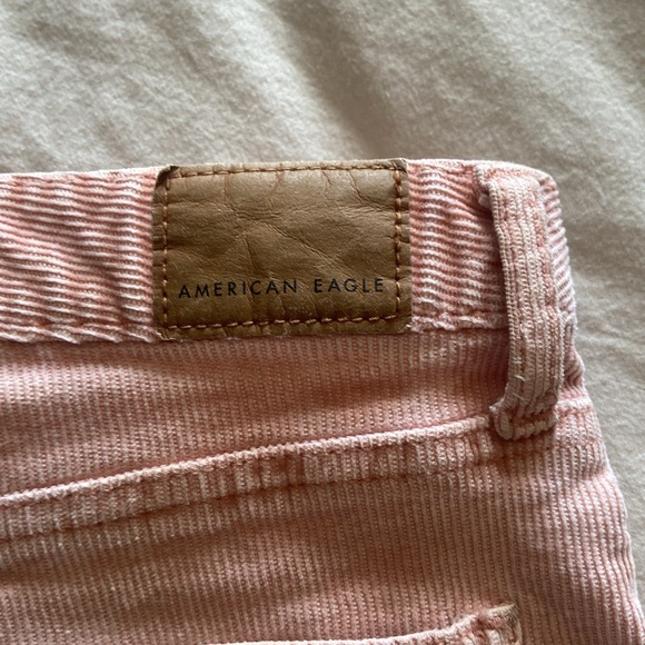 American Eagle Pink corduroy shorts - Picture 4 of 4